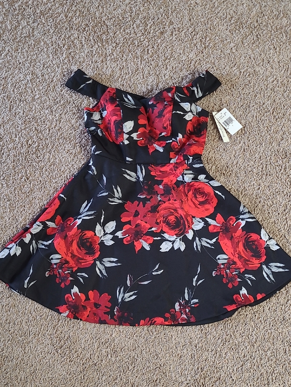 Xtraordinary Black Dress with Red Rose Print - Off-Shoulder Size 1